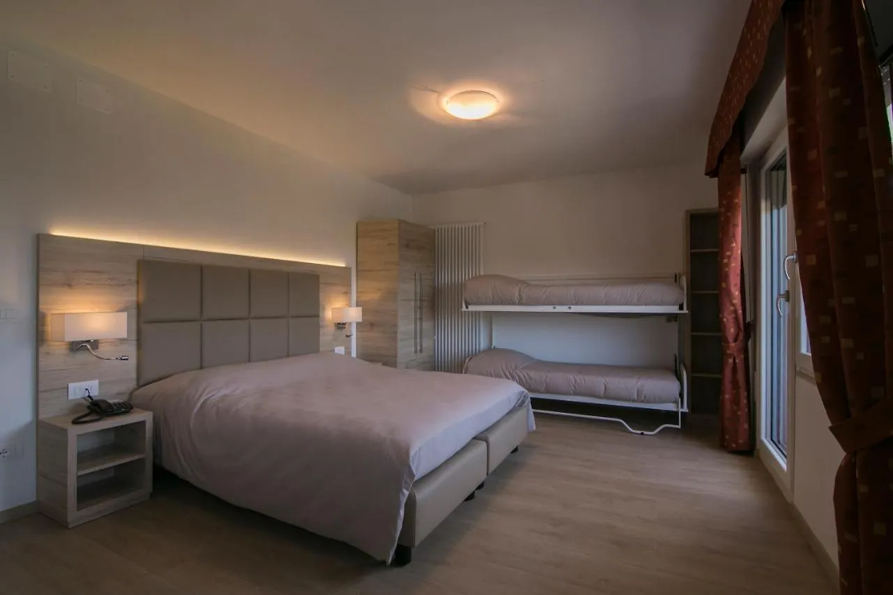 Hotel Tre Pini Danta